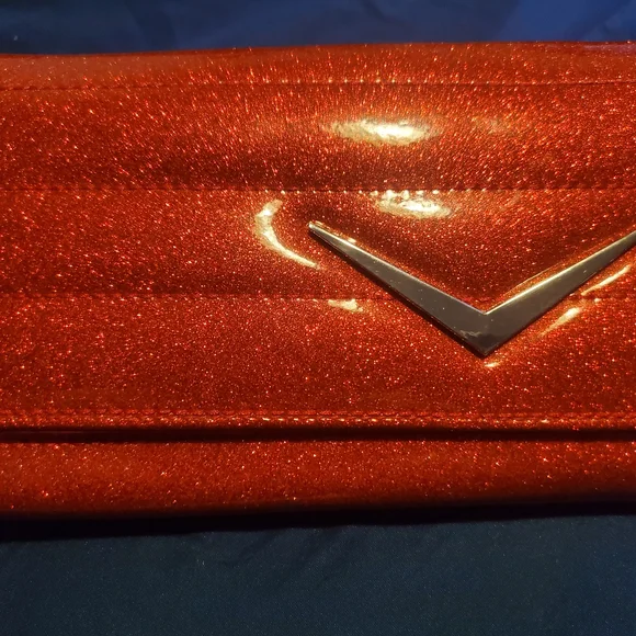 LUX DE VILLE RED SPARKLE WALLET - Picture 2 of 15